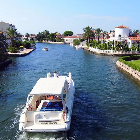 Club Nautic-9 By Interhome Empuriabrava